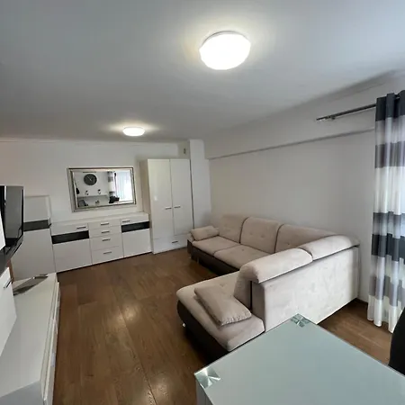 Holiday Apartments *